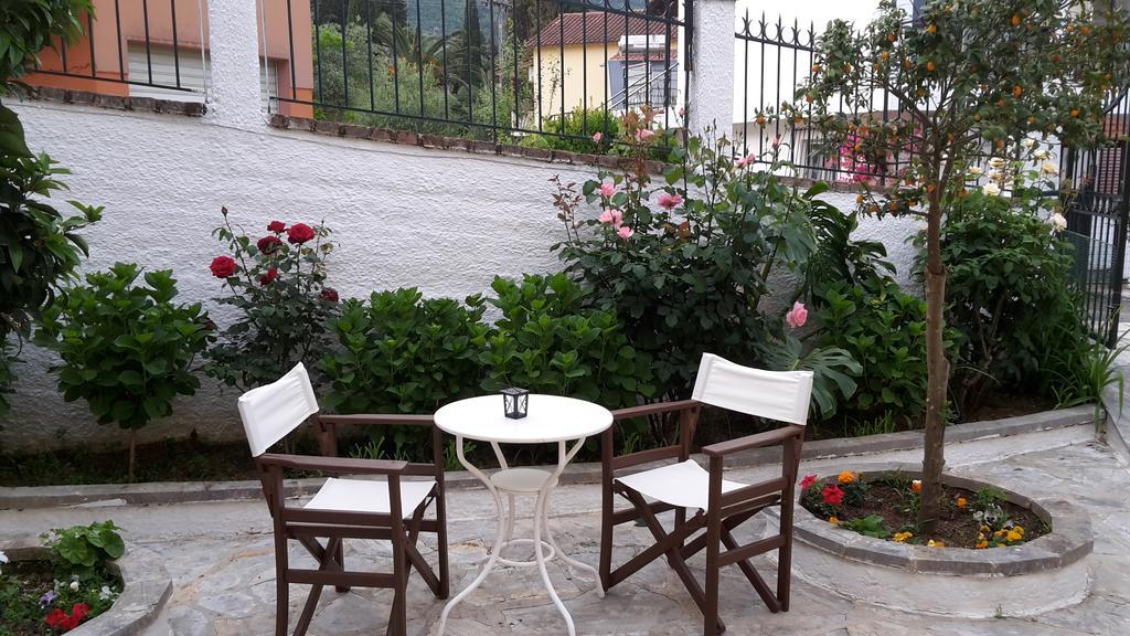 Elli Marina Studios And Apartments Benitses  Exterior photo